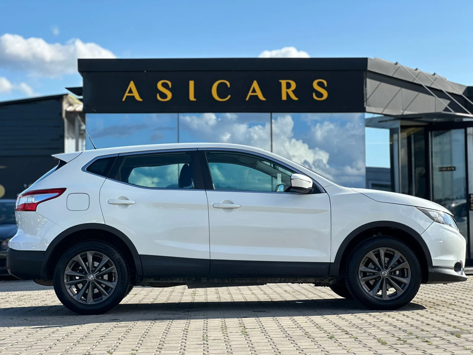 Nissan Qashqai 2014