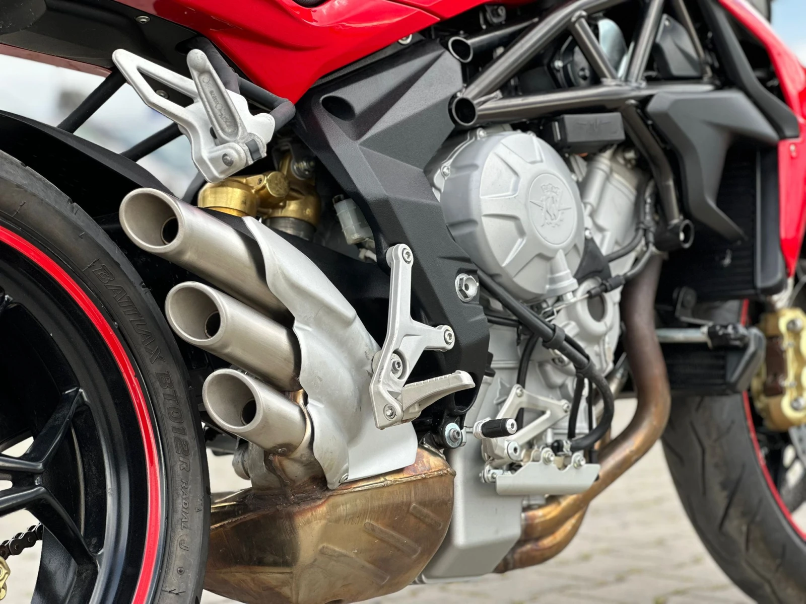 MV Agusta Brutale 2015