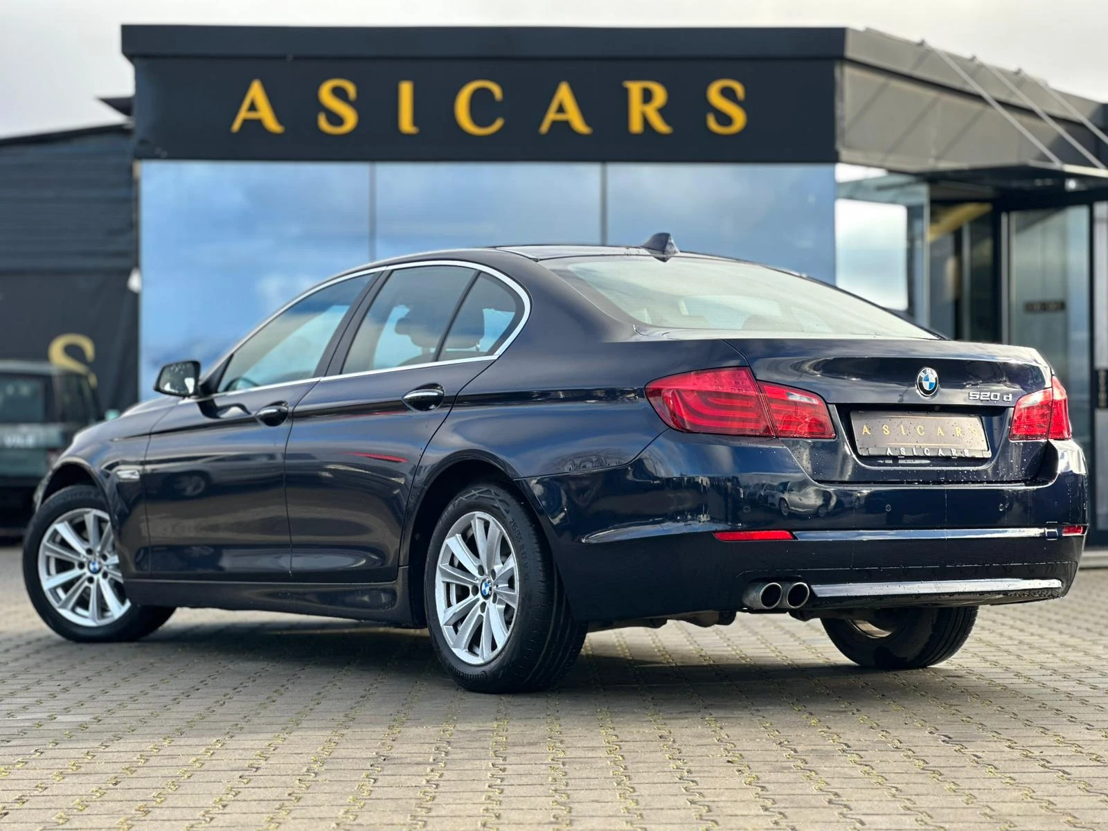 BMW 520 2012