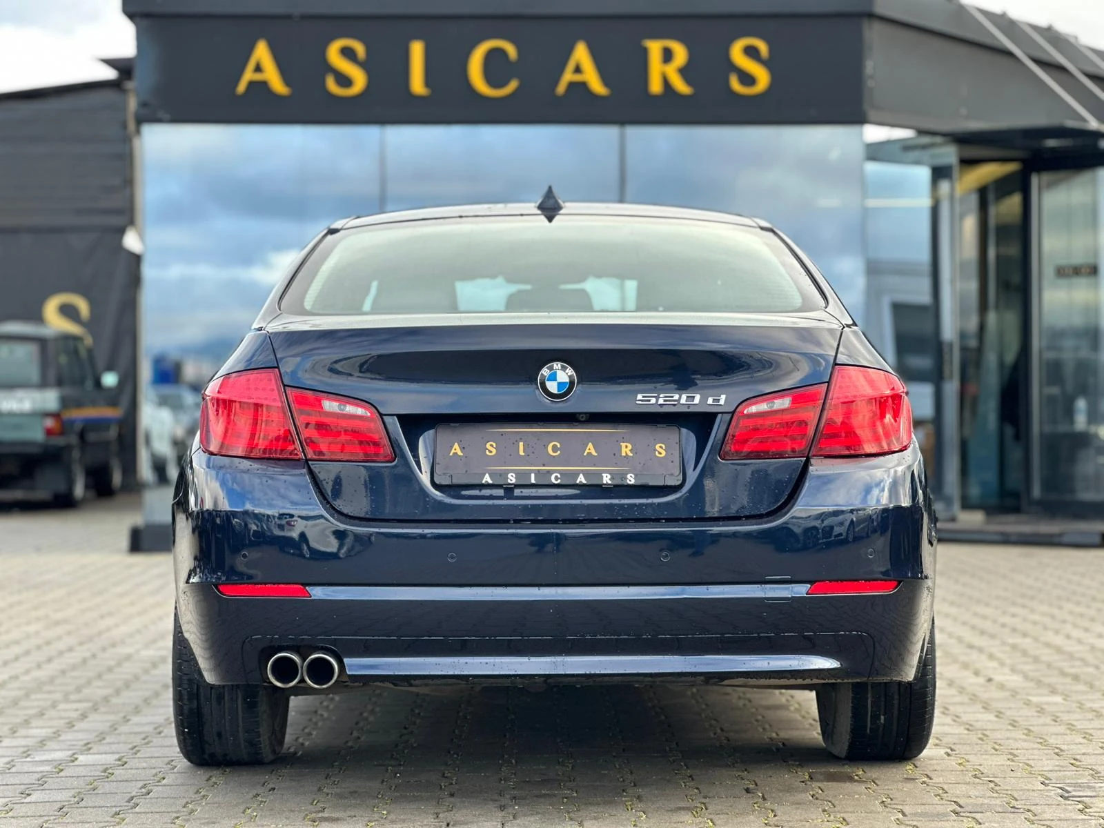 BMW 520 2012