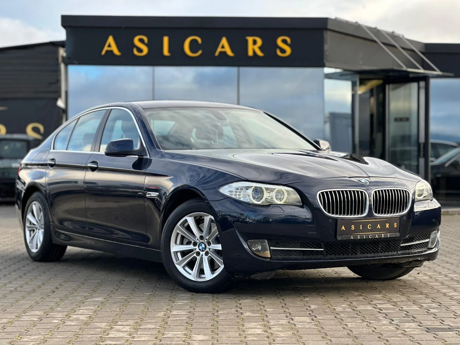 BMW 520 2012